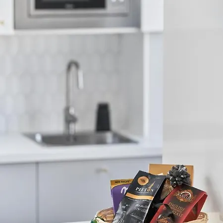 Apartment Kotlarska Market Square With Airconditioning By Renters Wroclaw